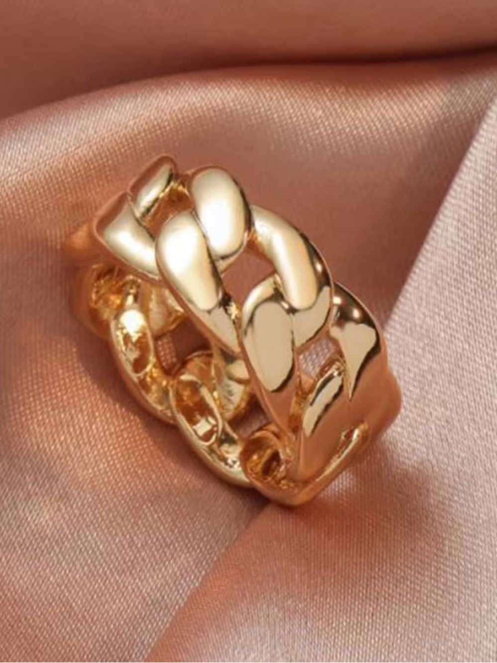 Gold Chain-Link Wide Band Ring - Elegant Women's Fashion Ring